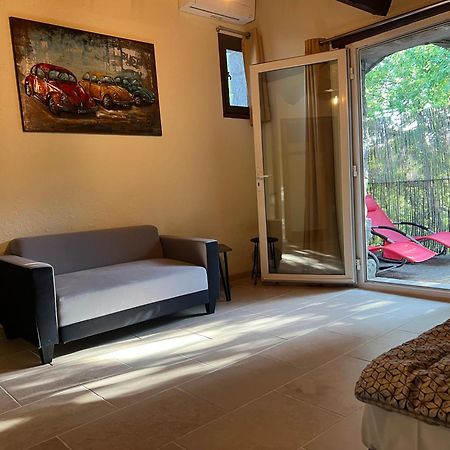Chambre D'Hotes Climatisee Avec Terrasse Et Spa Bed & Breakfast Saint Alban Auriolles Ngoại thất bức ảnh